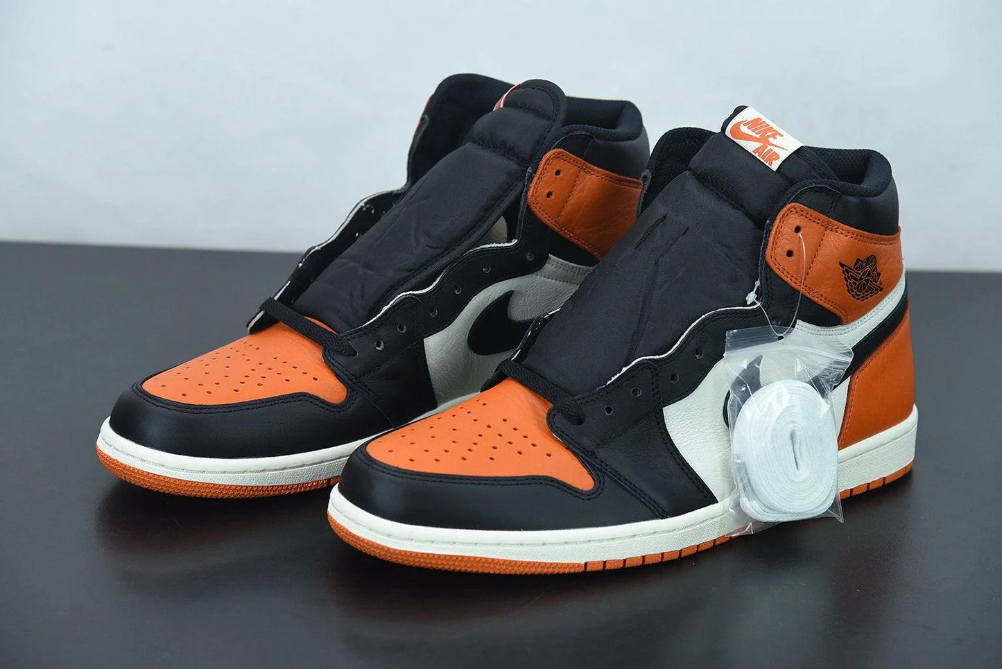 Nike Air Jordan 1 Retro “Shattered Backboard”