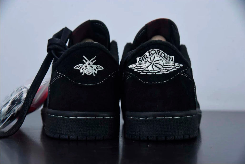 Nike Air Jordan 1 Low “Black Phantom”