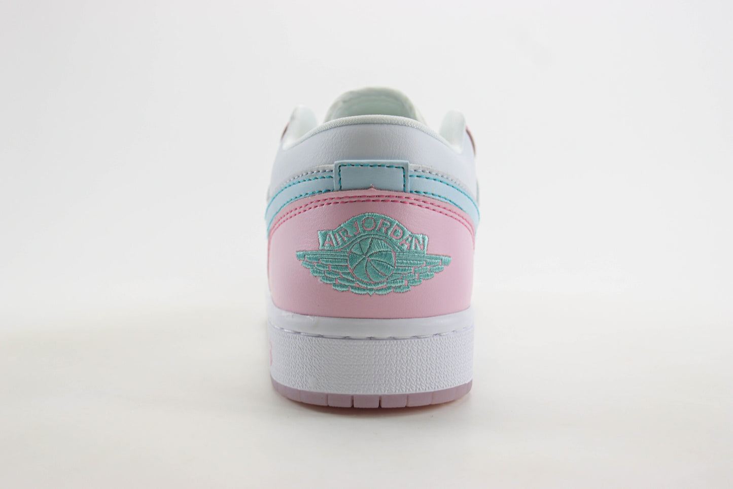 Nike Air Jordan 1 Retro Low