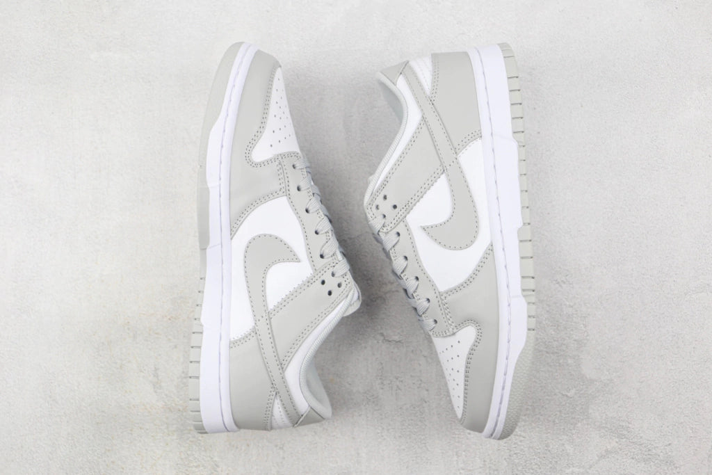 Nike SB Dunk Low “Grey Fog”