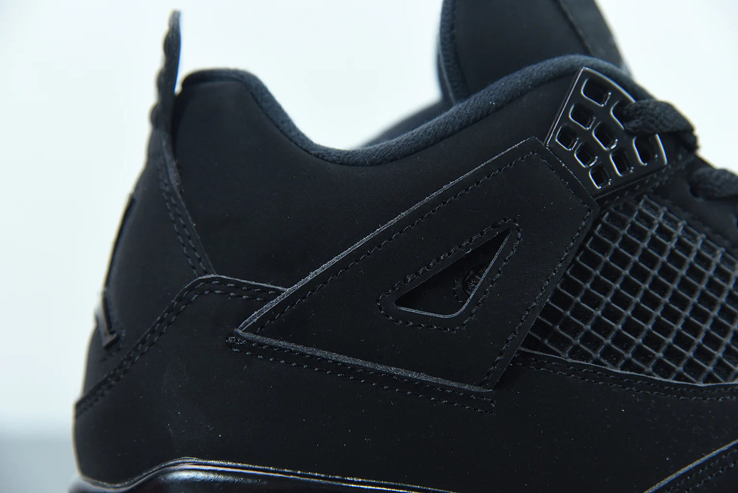 Nike Air Jordan 4 Black Cat