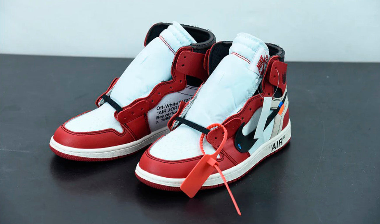 Nike Air Jordan 1 Retro High Off-White Chicago