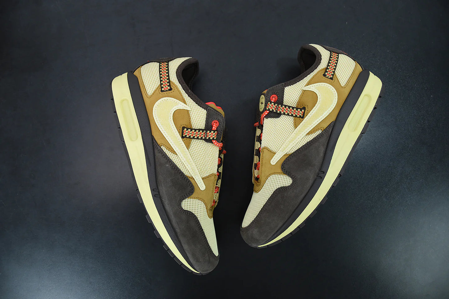 Nike Air Max 1 x Travis Scott “Cactus Jack”