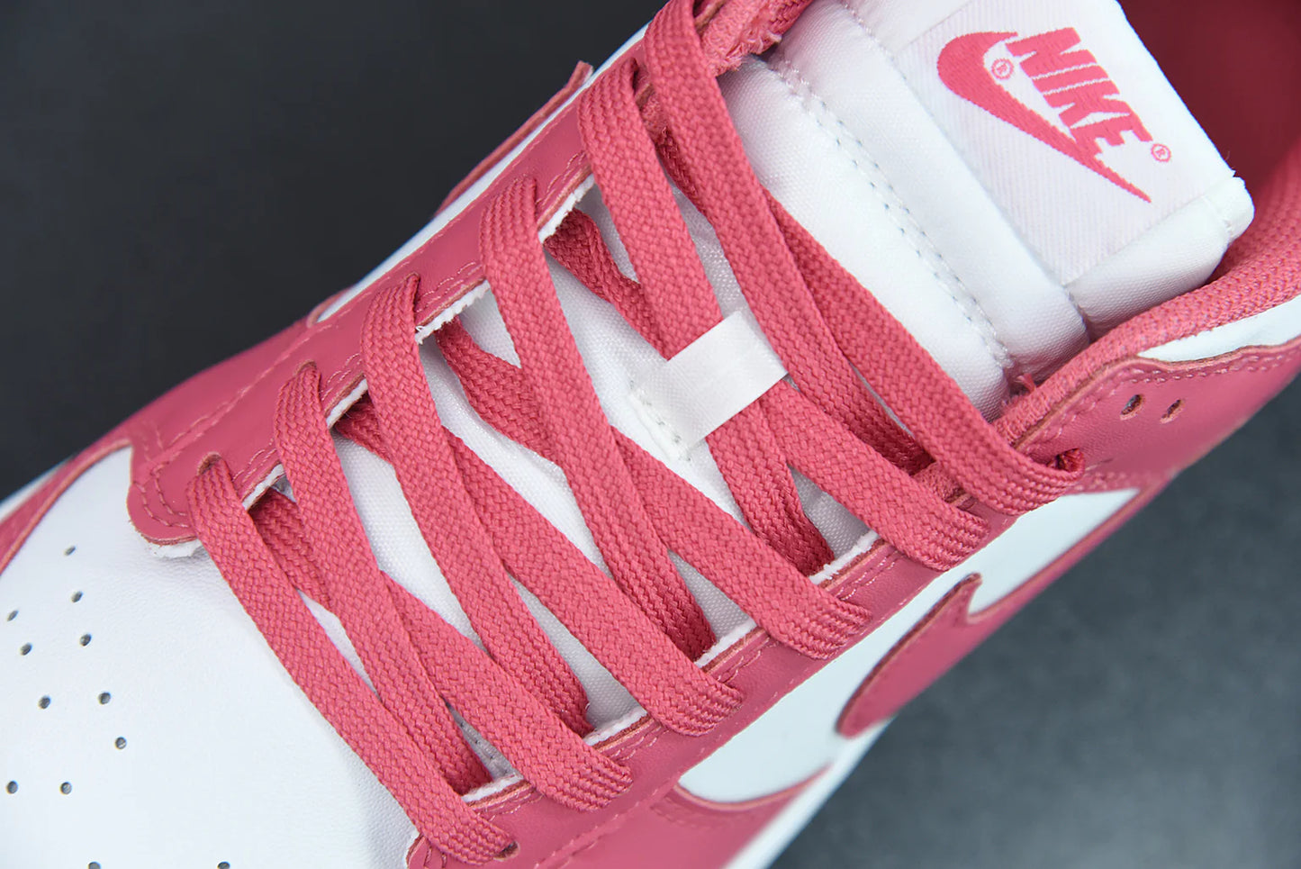 Nike SB Dunk Low “Archeo Pink”