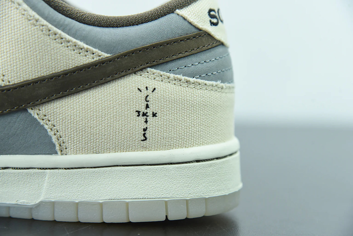 Nike Dunk Low – Travis Scott x Playstation