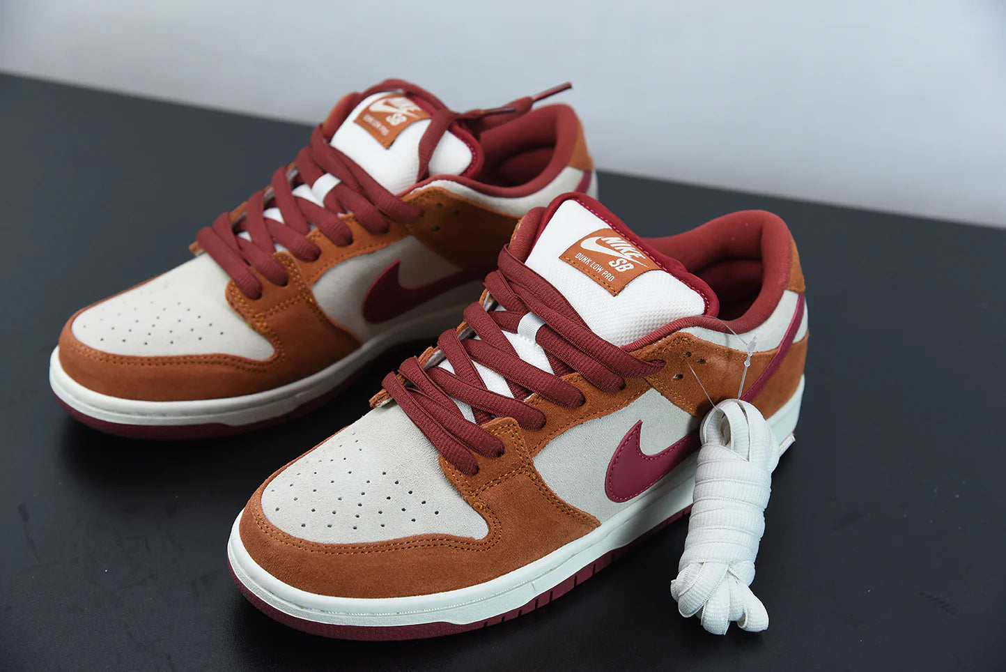 Nike Dunk Low PRO SB “Dark Russet”