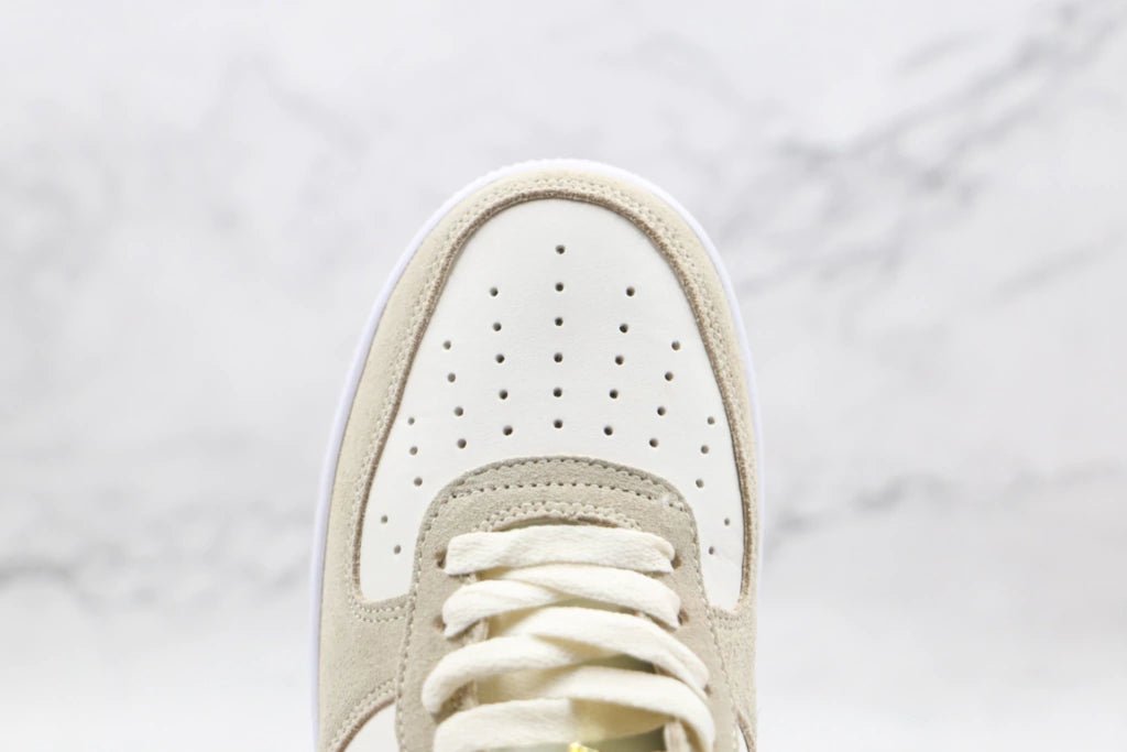 Nike Air Force 1 Low First Use Light Sail Red
