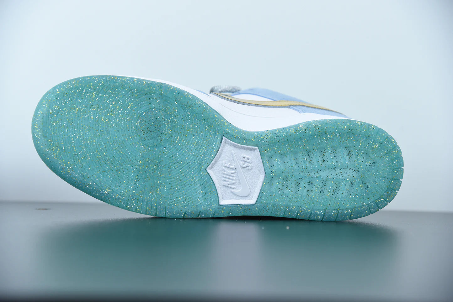 Nike x Sean Cliver SB Dunk Low “Holiday Special”