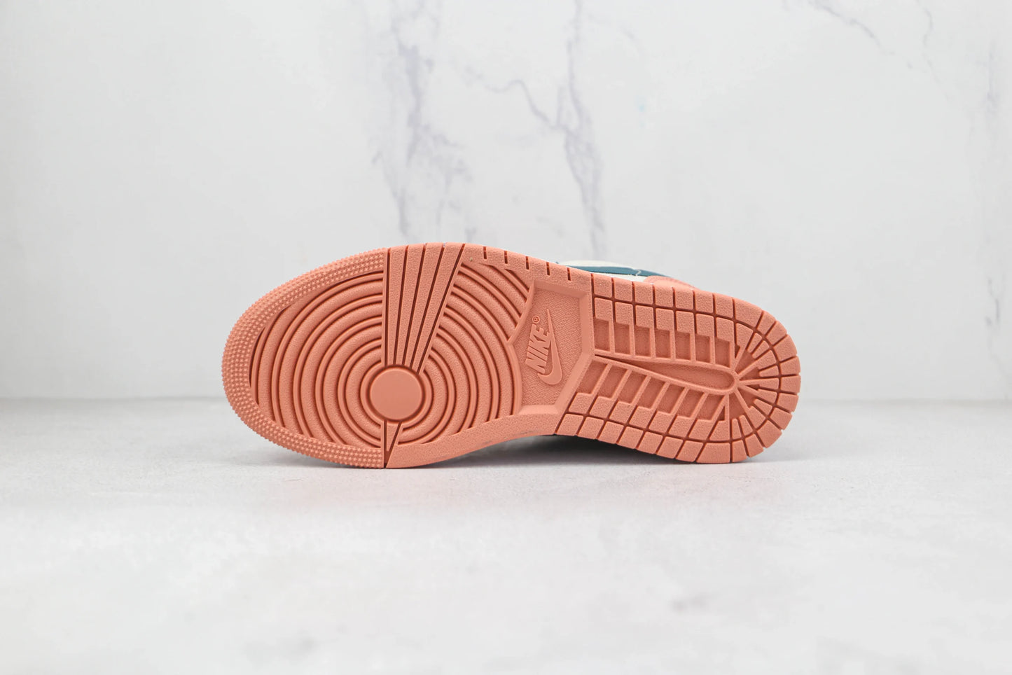 Nike Air Jordan 1 Low “Light Madder Root”