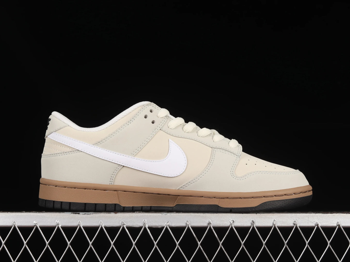 Nike SB Dunk Low Otomo Katsuhiro