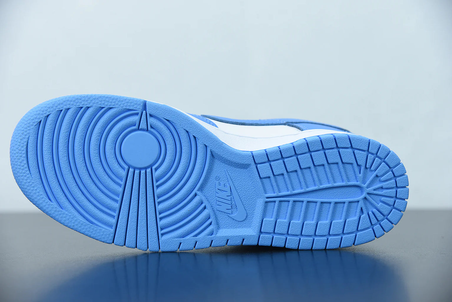 Nike Dunk Low ”University Blue”