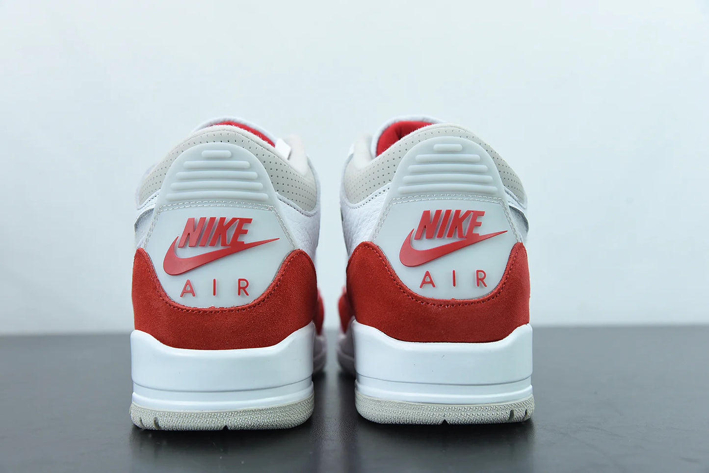 Nike Air Jordan 3 Retro Tinker “Air Max 1”