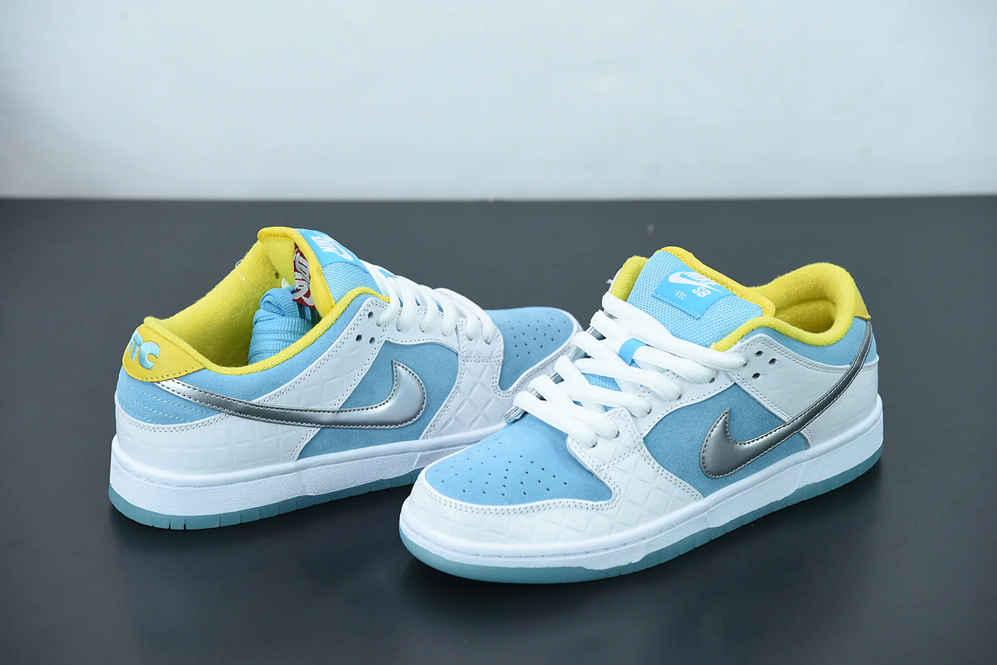 Nike SB Dunk Low x FTC “Lagoon Pulse”