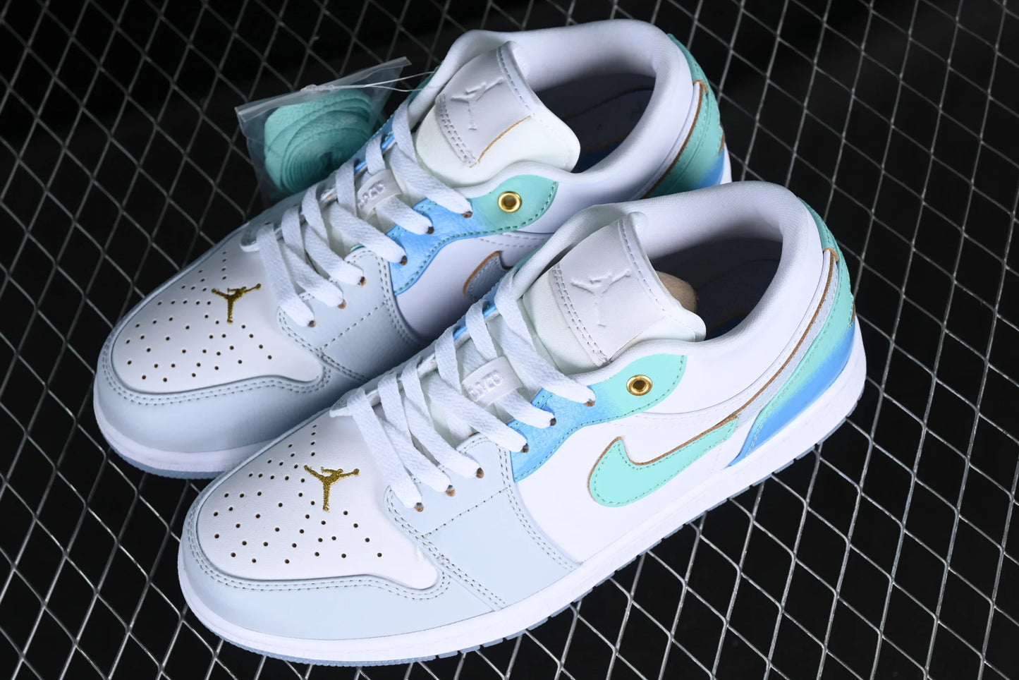 Nike Air Jordan 1 Low “Emerald Rise”