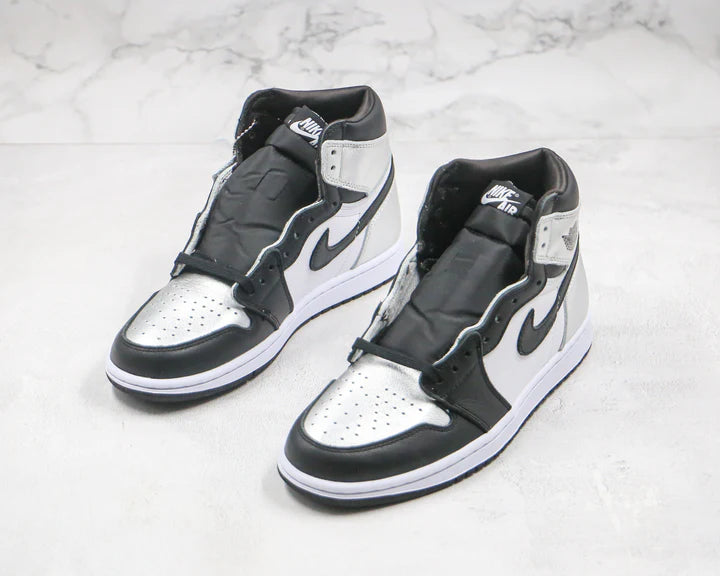 Nike Air Jordan 1 High Silver Toe
