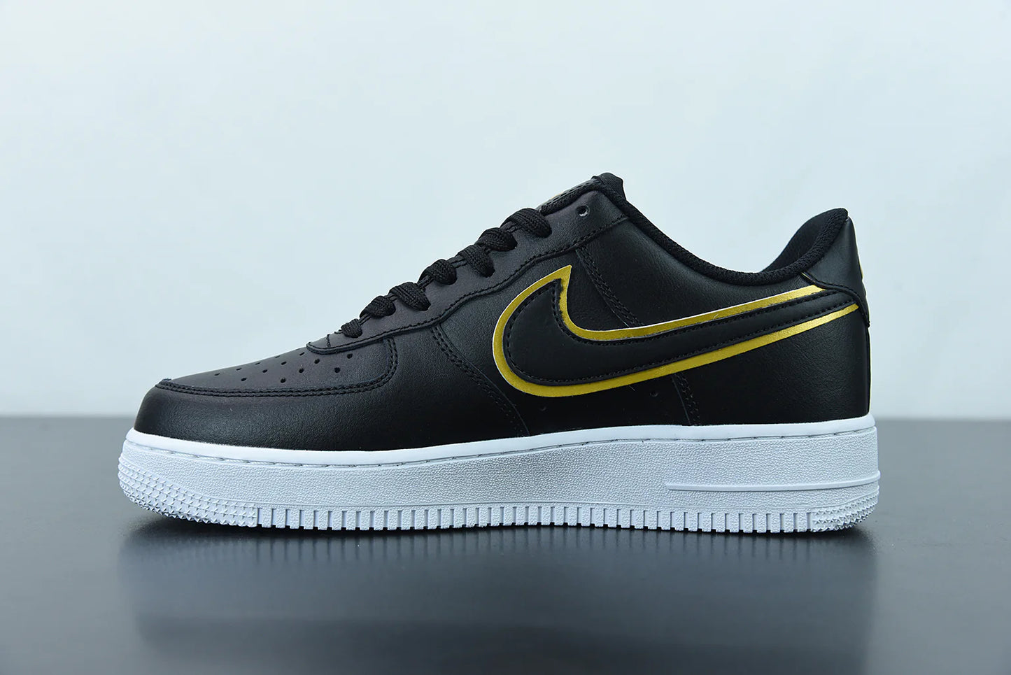 Air Force 1 Low Black Metallic Gold