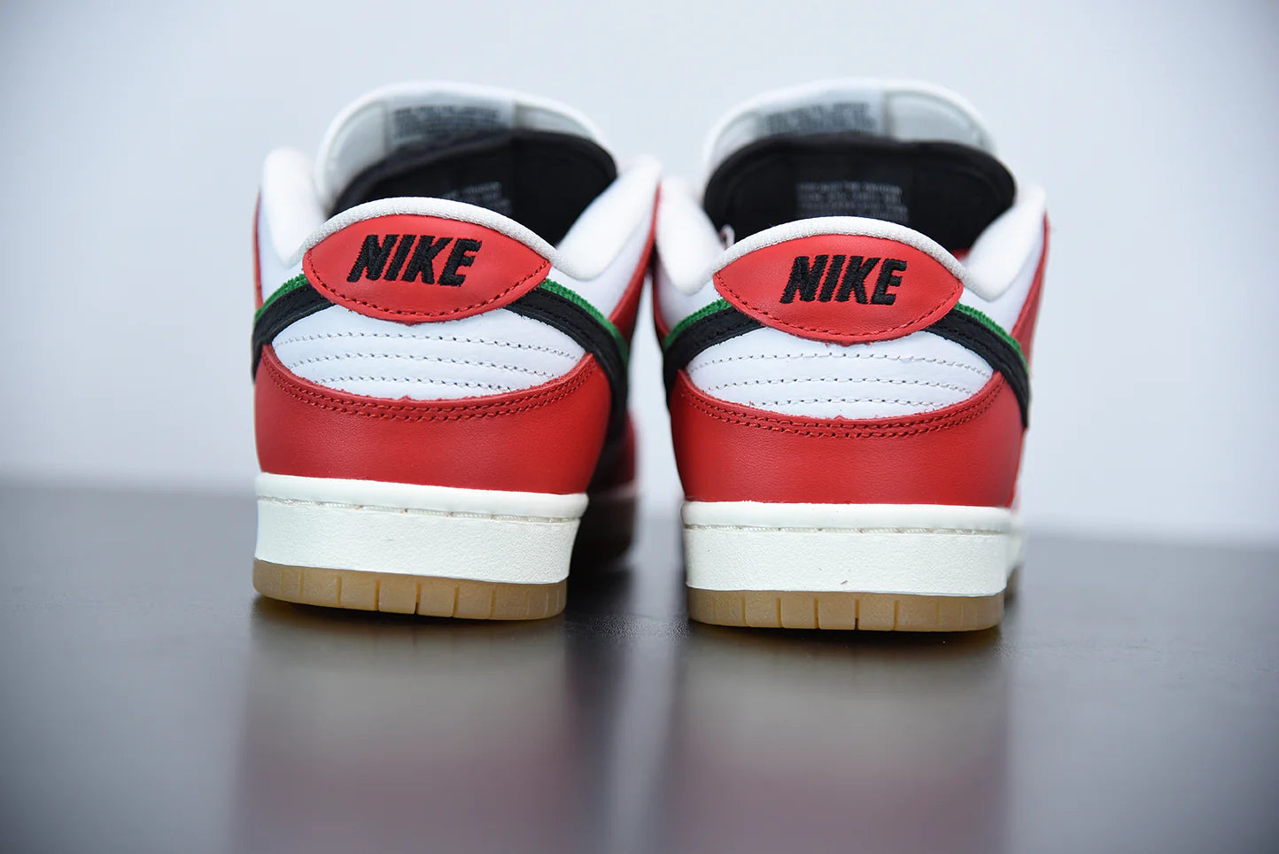 Nike SB Dunk Low – Frame Skate “Habibi”