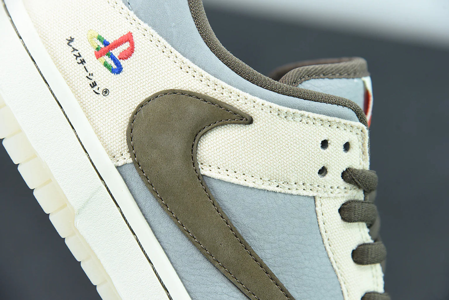 Nike Dunk Low – Travis Scott x Playstation