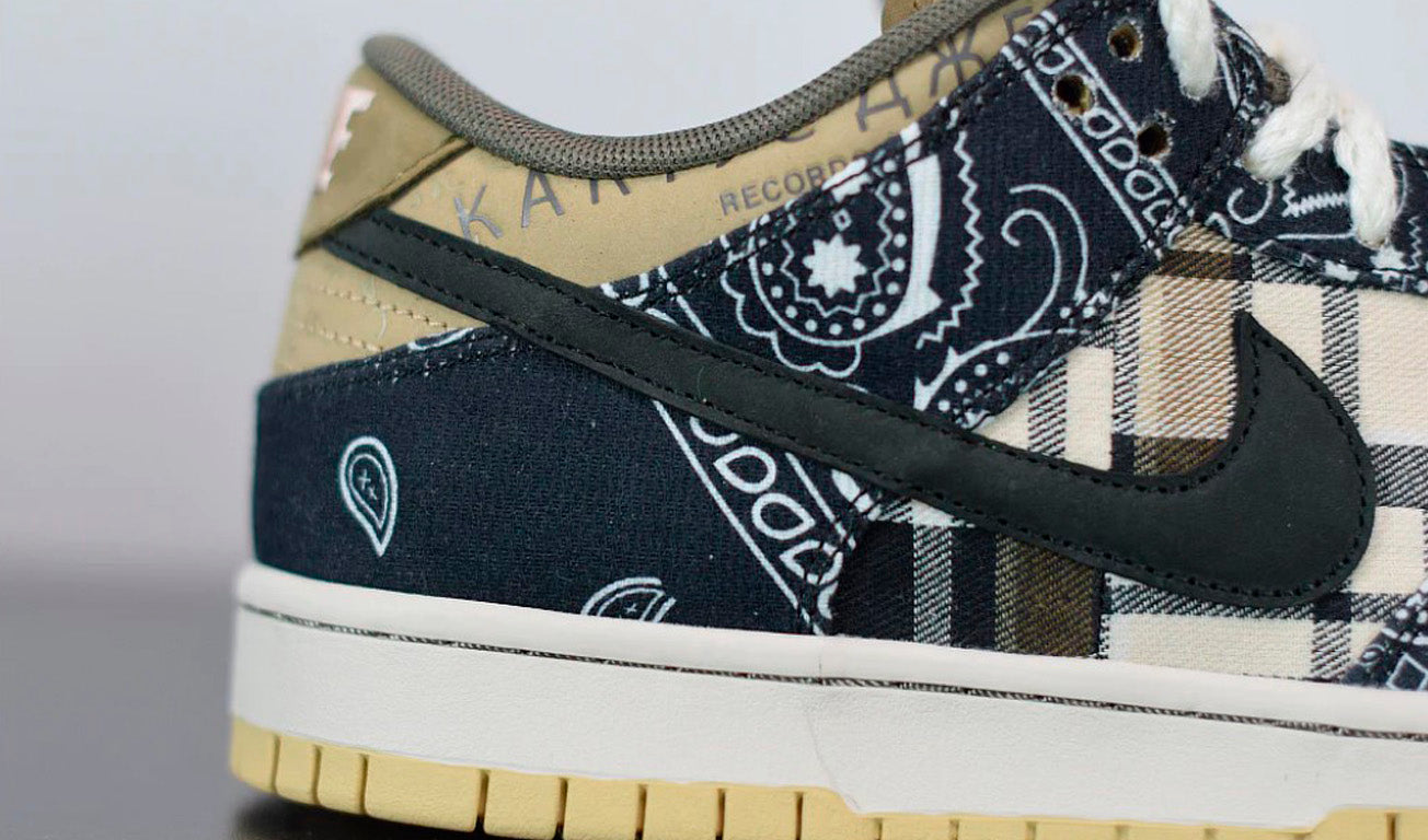 Nike SB Dunk Low X Travis Scott