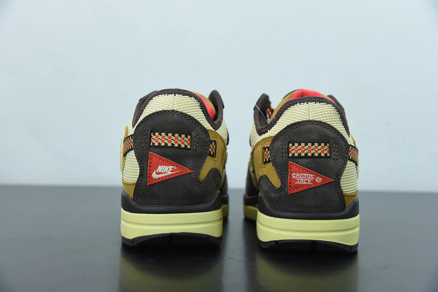 Nike Air Max 1 x Travis Scott “Cactus Jack”
