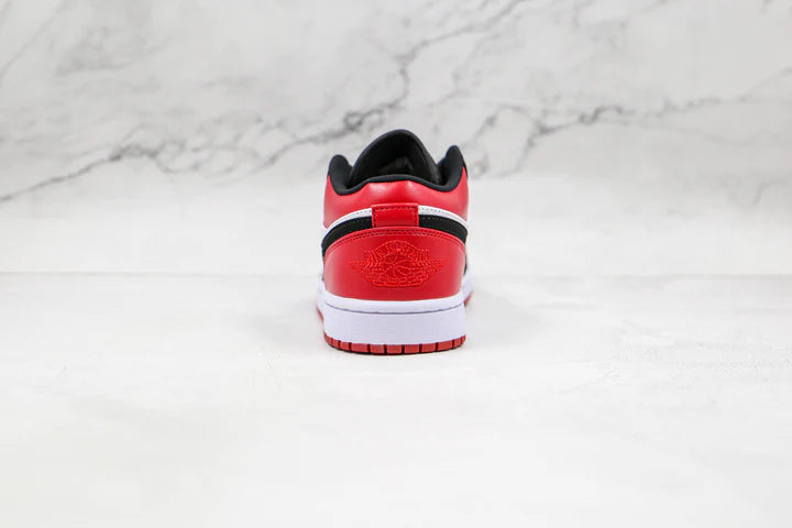 Nike Air Jordan 1 Low Black Toe