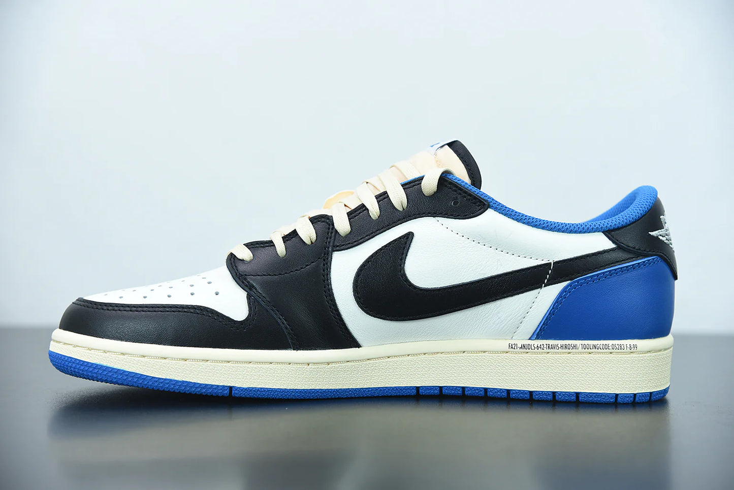 Nike Air Jordan 1 Low Travis Scott X Fragment