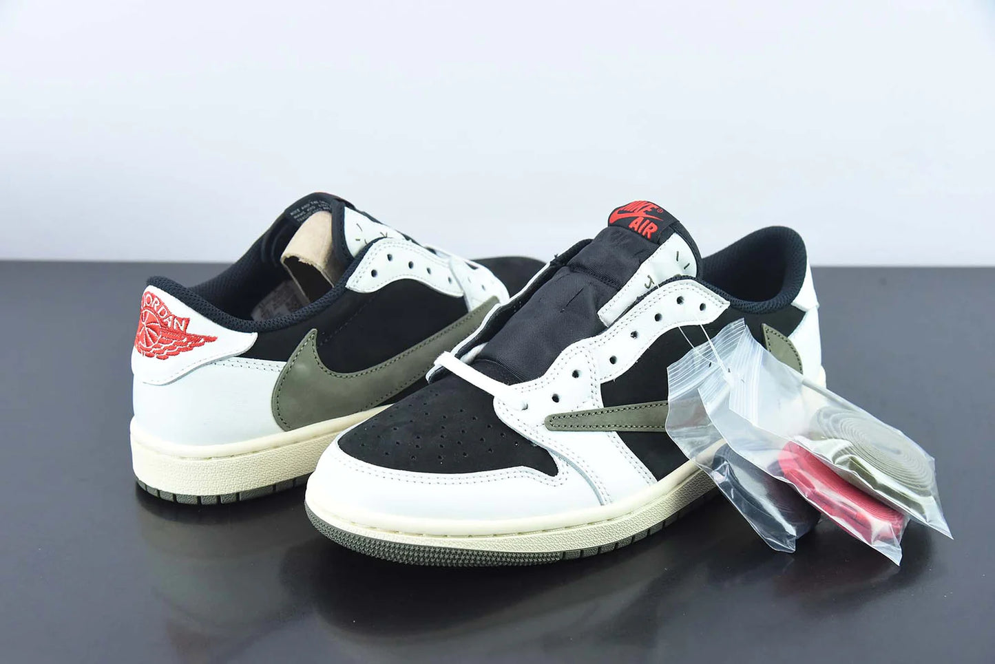 Nike Air Jordan 1 Low Travis Scott “Olive”