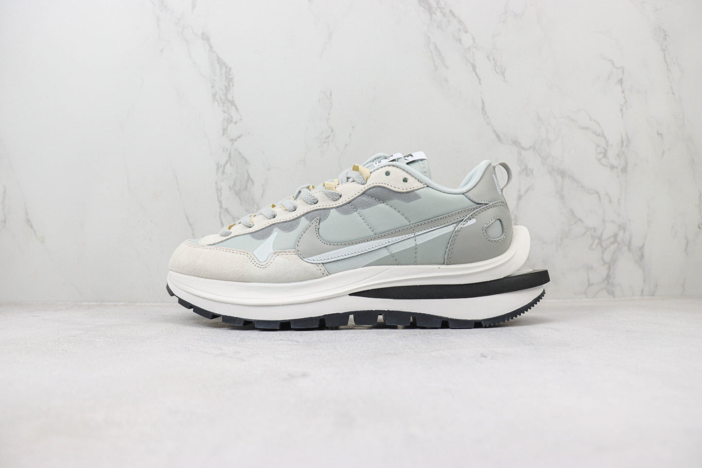 Nike Sacai x VaporWaffle Grey White