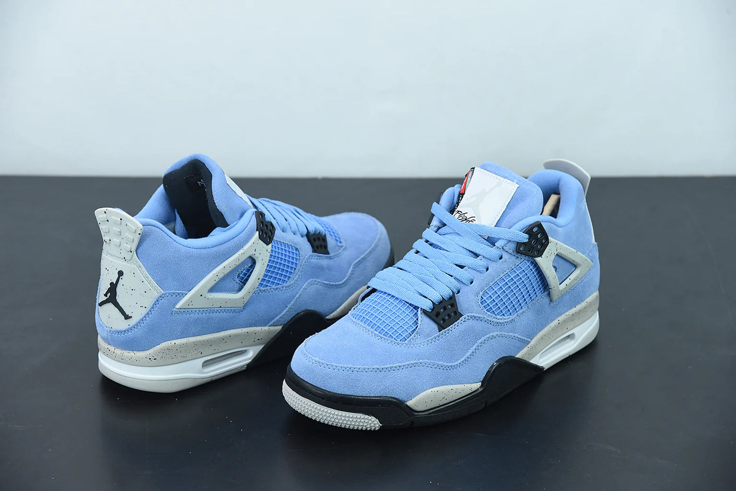 Nike Air Jordan 4 University “Blue”