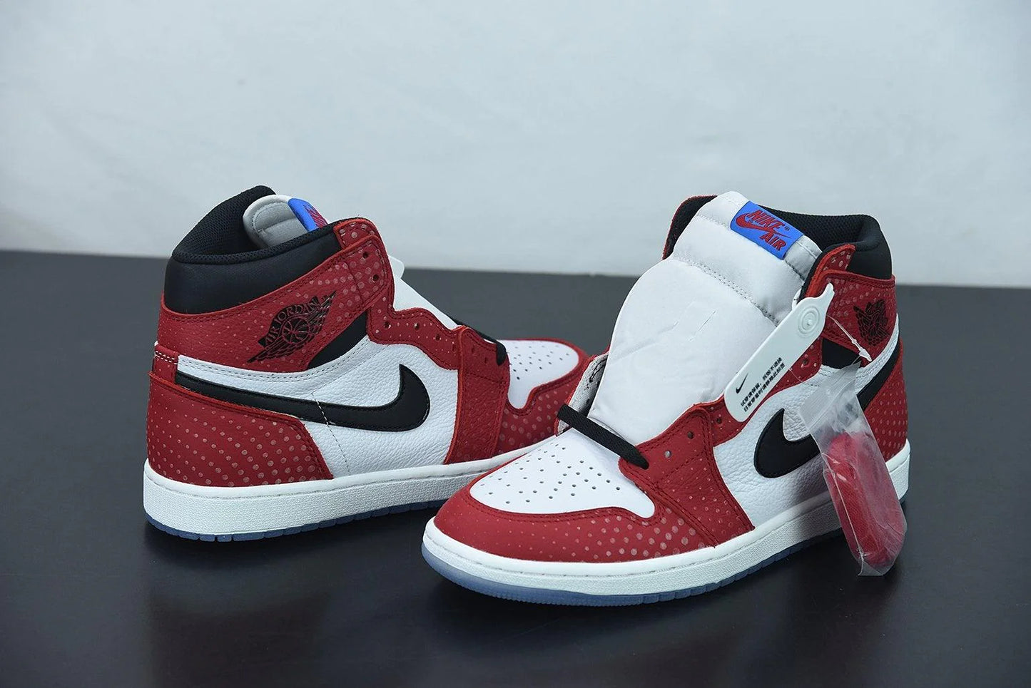 Air Jordan 1 Retro High OG Spider Man “Origin Story”