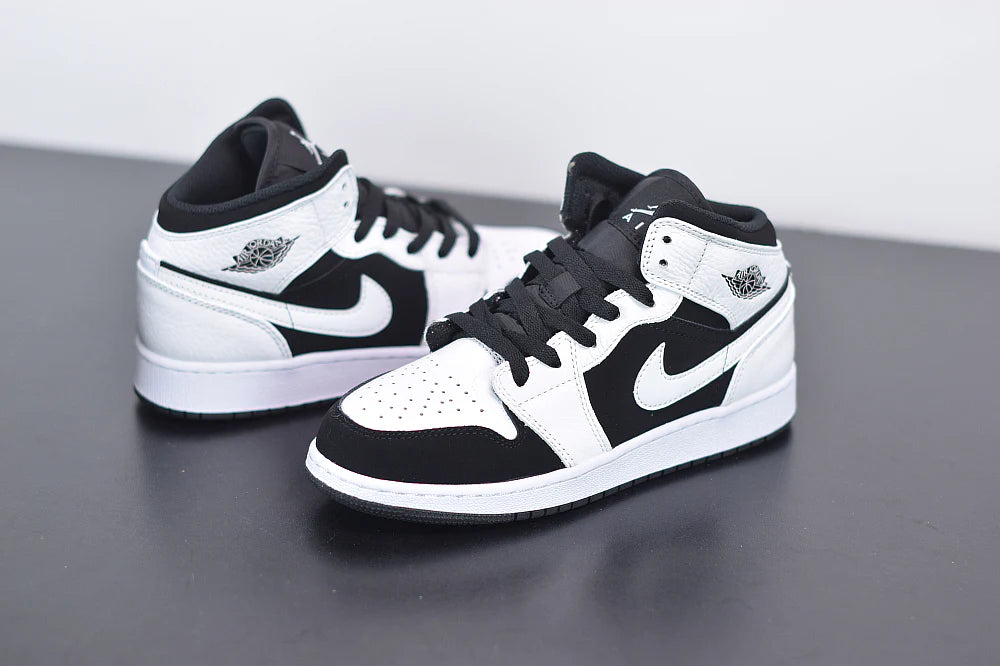 Nike Air Jordan 1 Mid White Black “Tuxedo”
