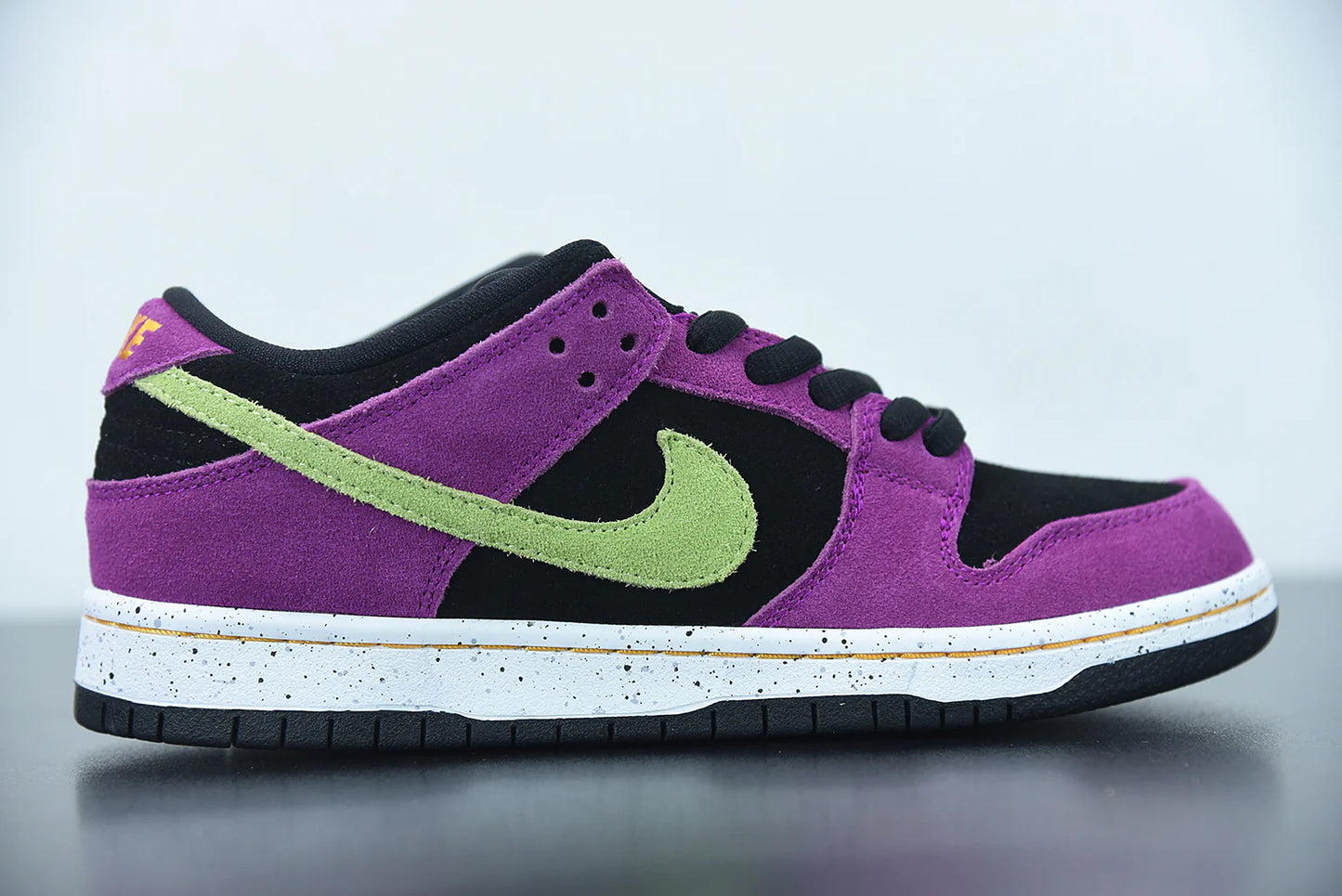 Nike Dunk Low PRO “Red Plum”