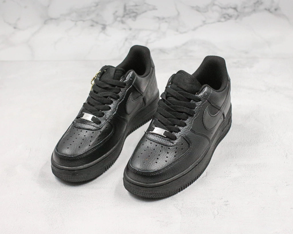 Nike Air Force 1 Black