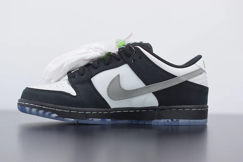 Nike SB Dunk Low x Staple ”Panda Pigeon”