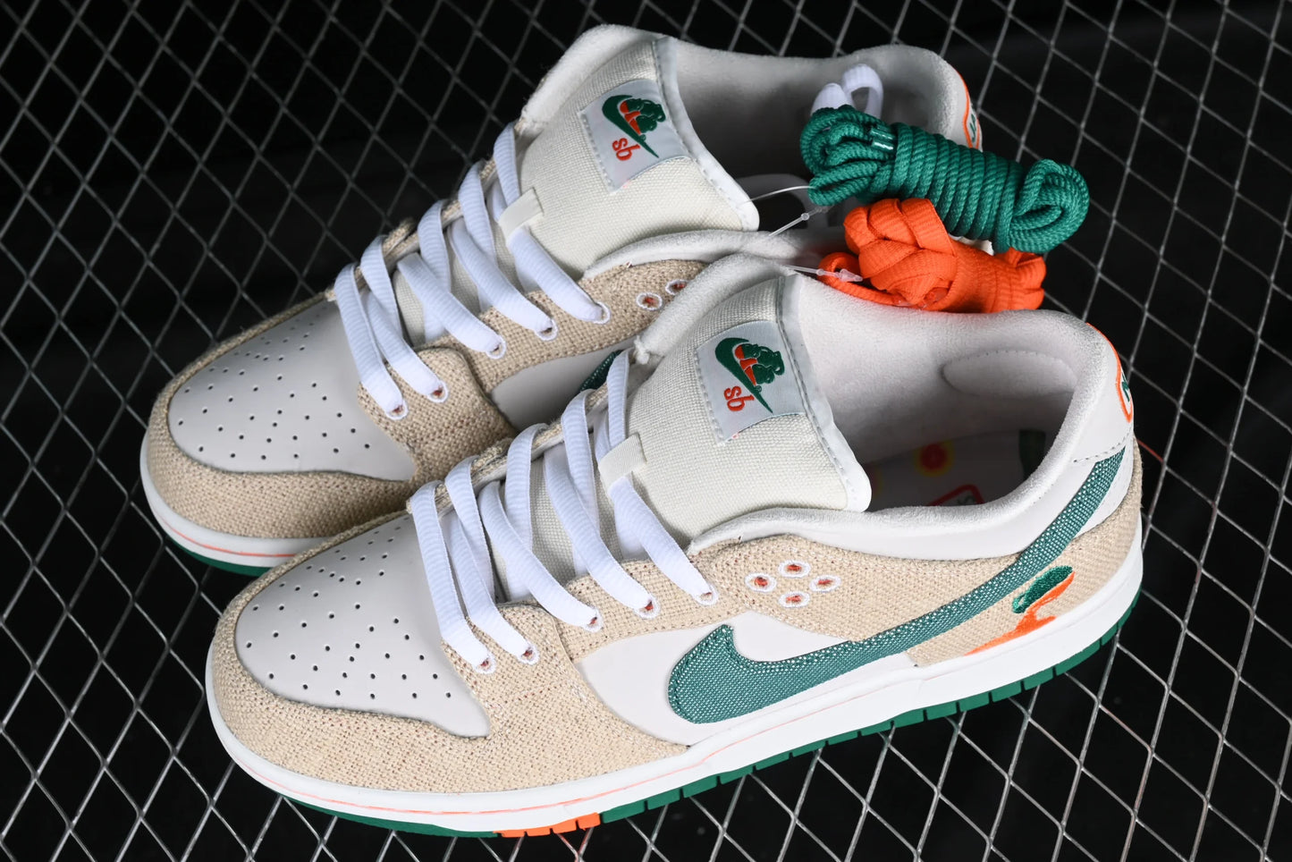 Nike SB Dunk Low Jarritos
