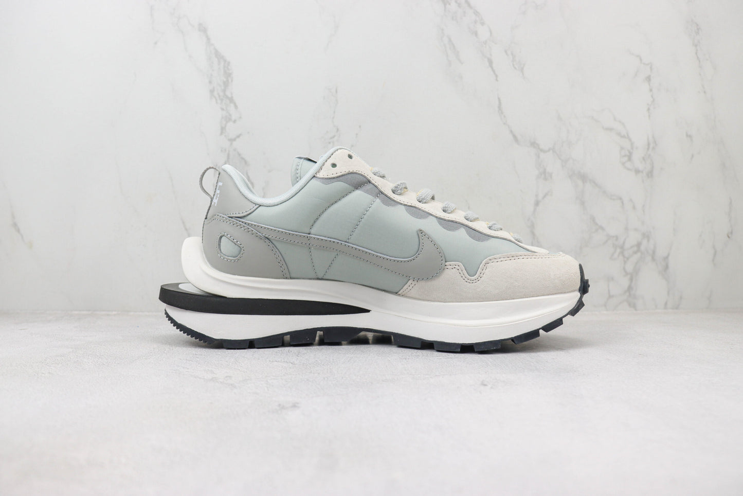Nike Sacai x VaporWaffle Grey White