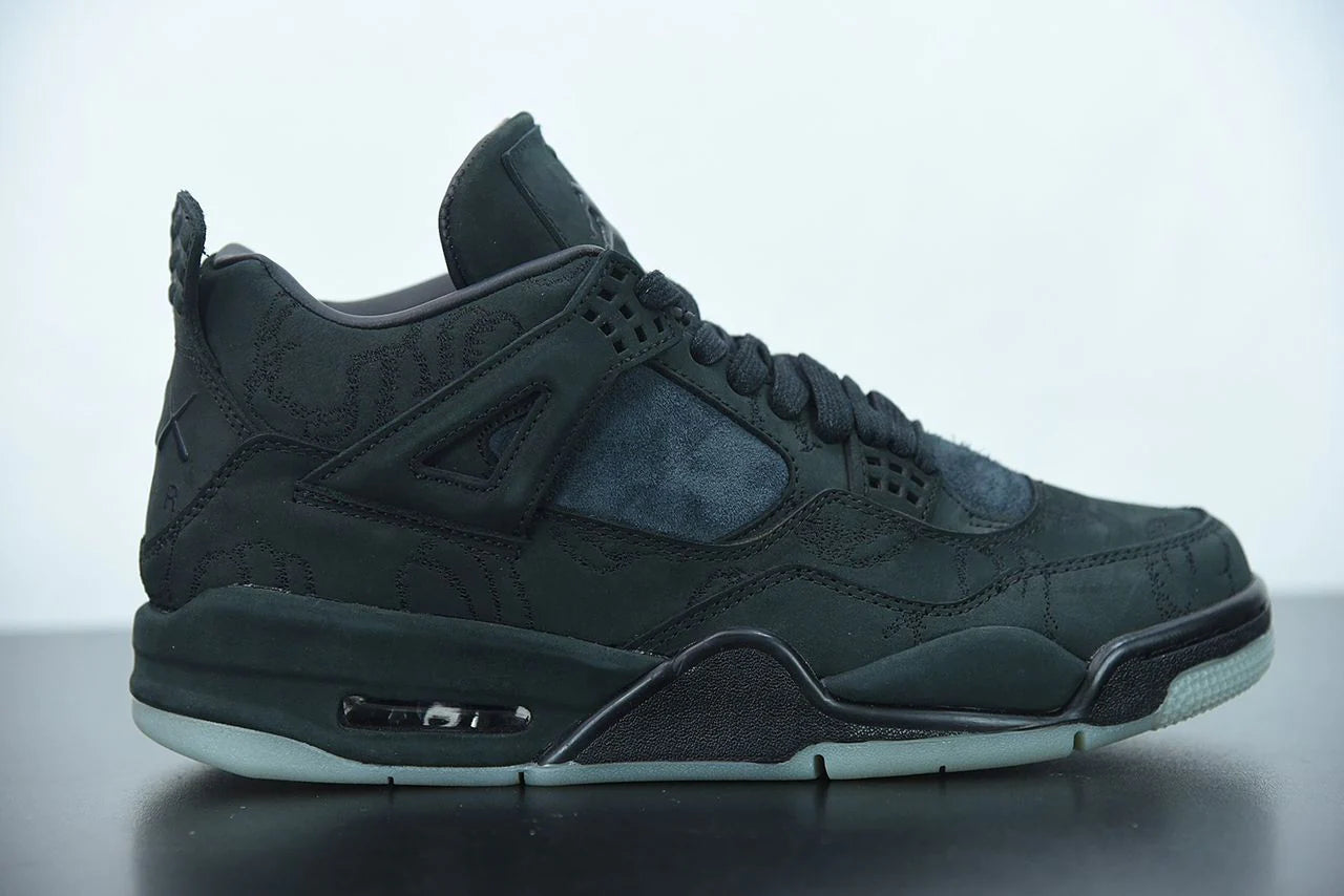 Nike Air Jordan 4 Retro Kaws “Black”