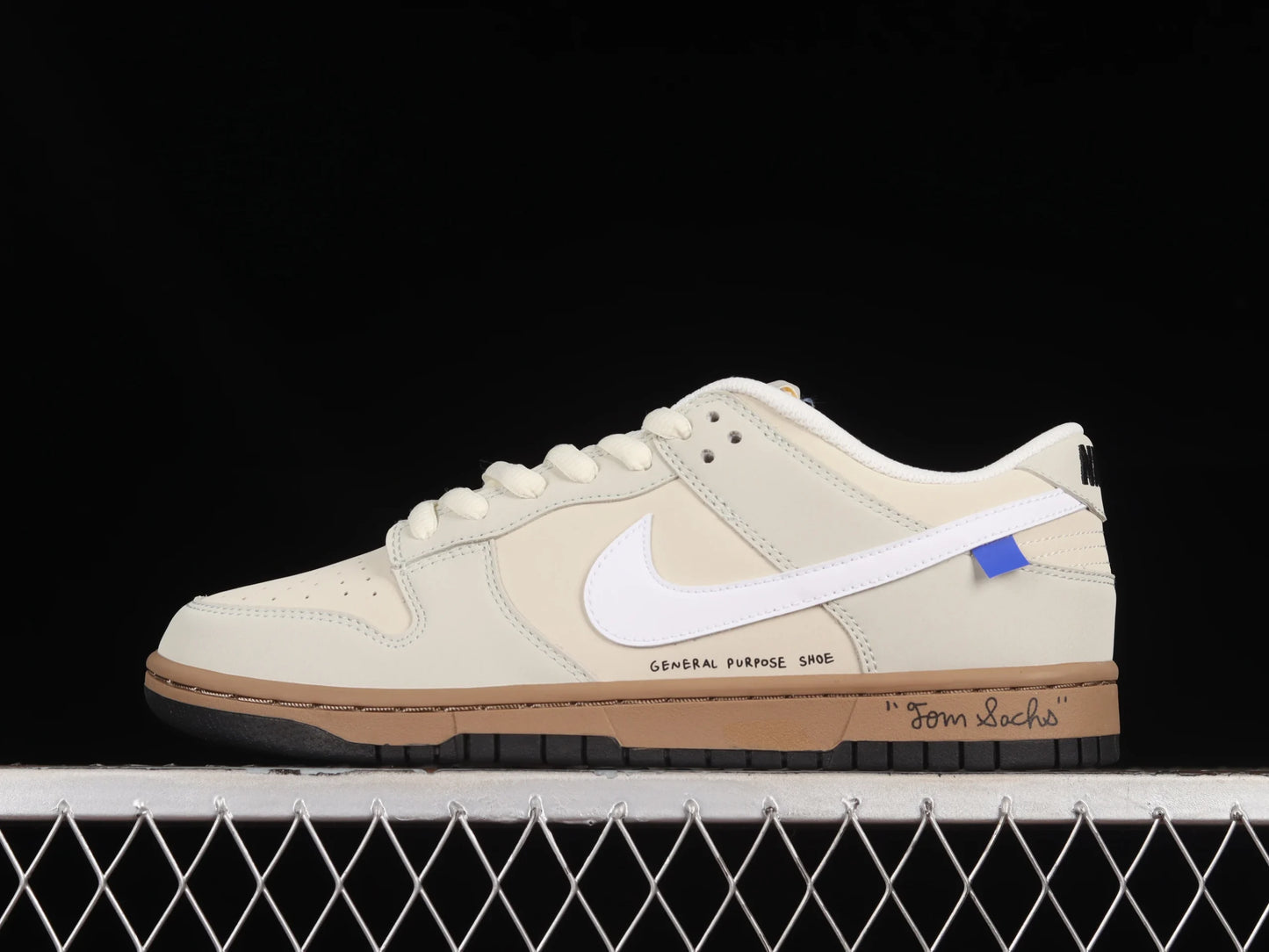 Nike SB Dunk Low Otomo Katsuhiro
