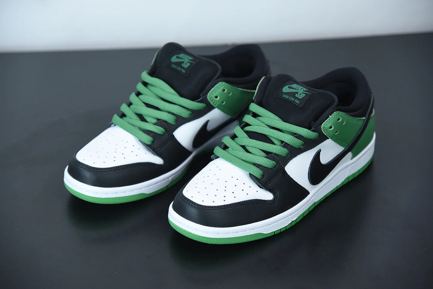 Nike Dunk Low PRO SB “Classic Green”