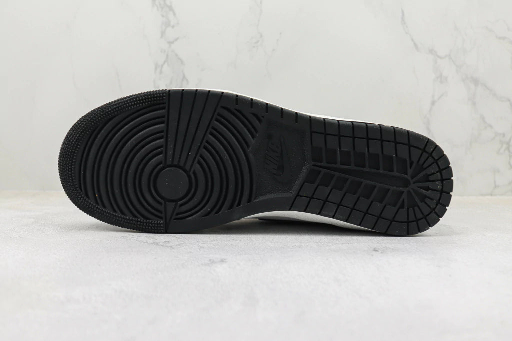 Nike Air Jordan 1 High Panda