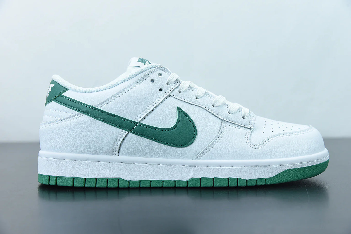 Nike Dunk Low “Green Noise”