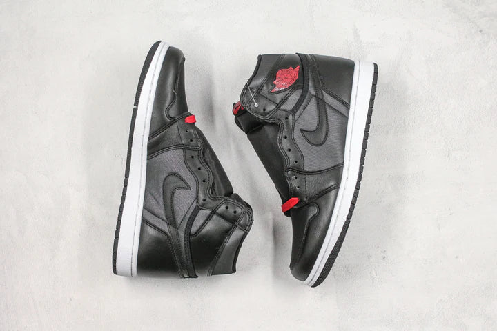 Nike Air Jordan 1 High Satin Black