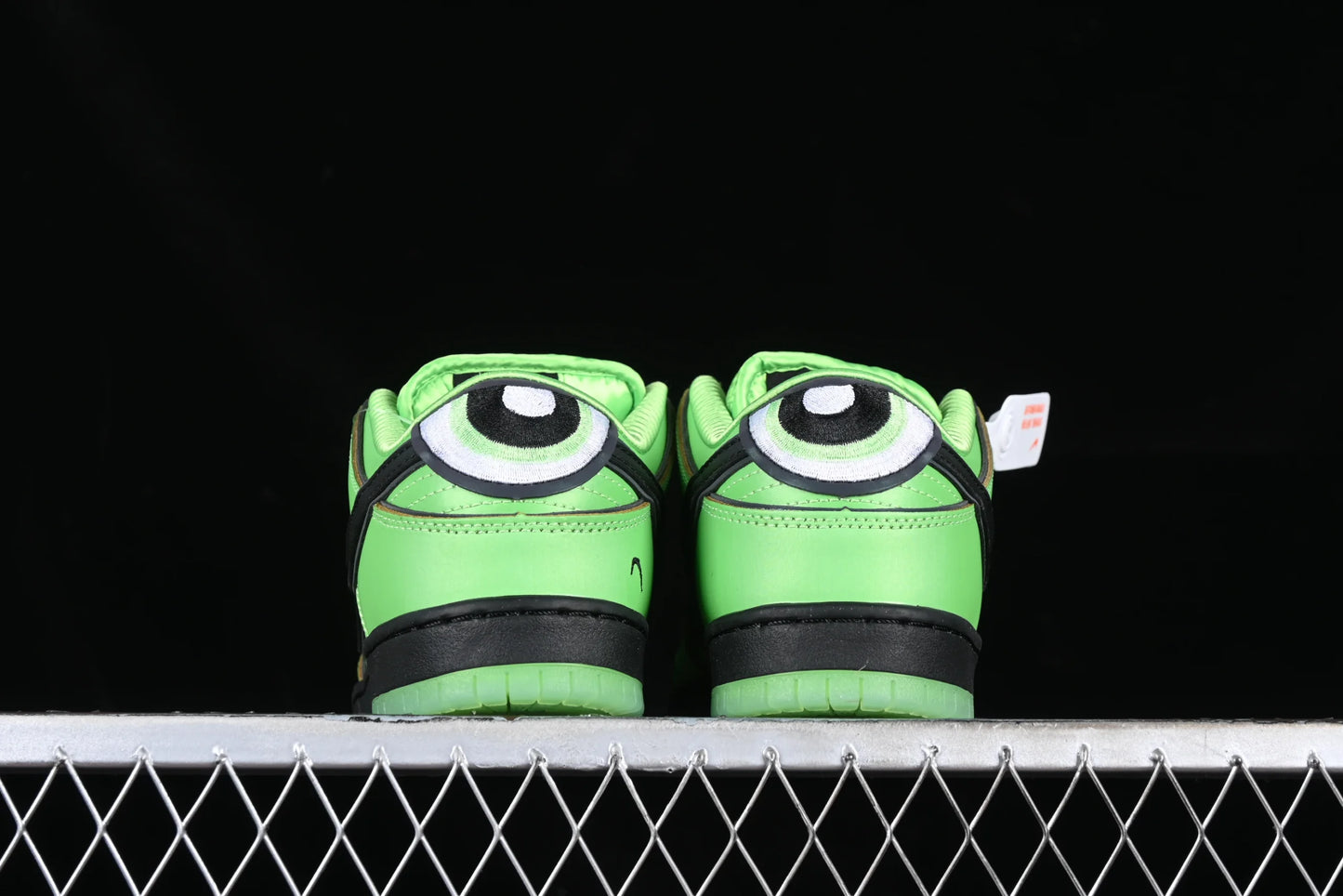 Nike SB Dunk Low The PowerPuff Girls (Docinho)