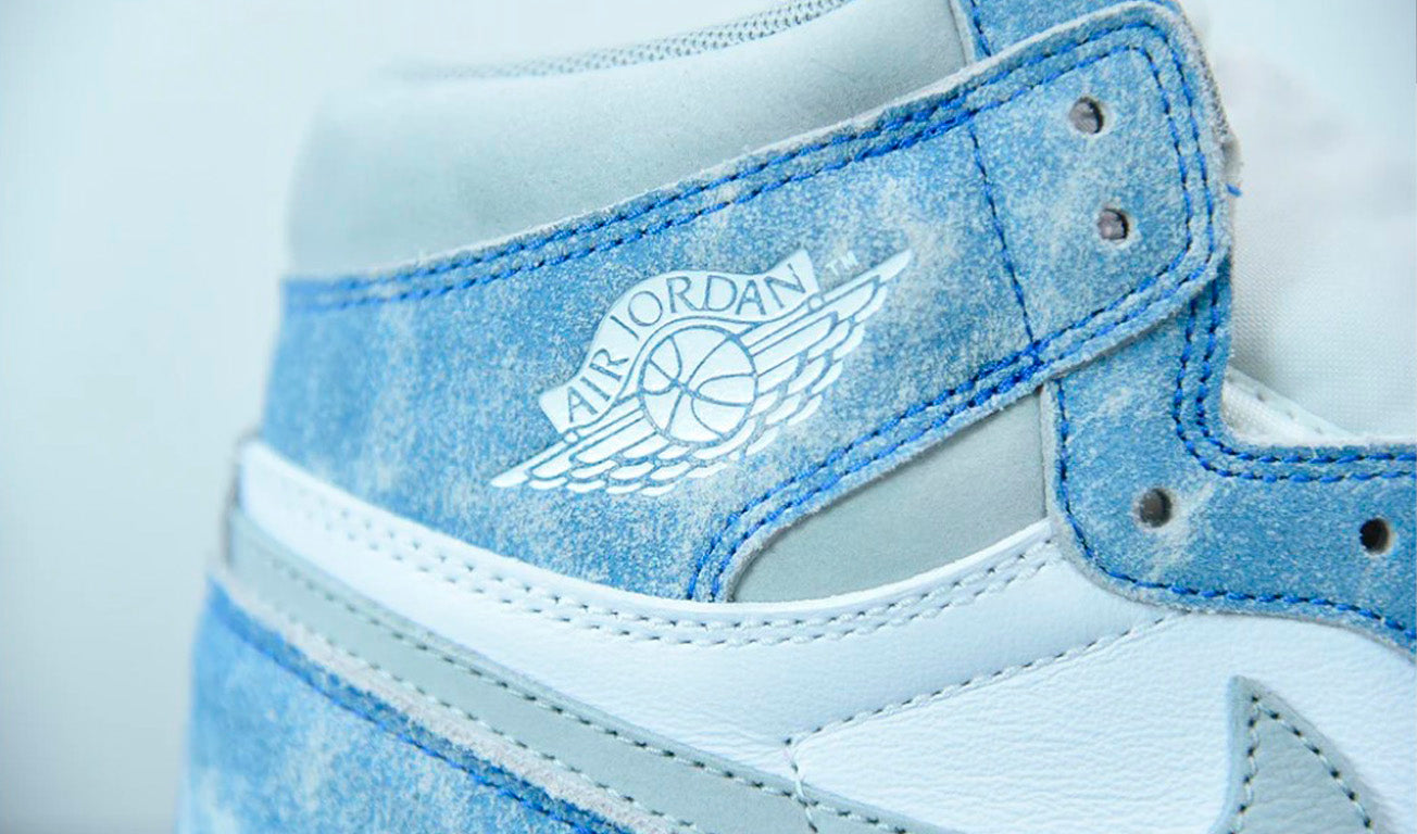 Nike Air Jordan 1 Retro High “Hyper Royal”
