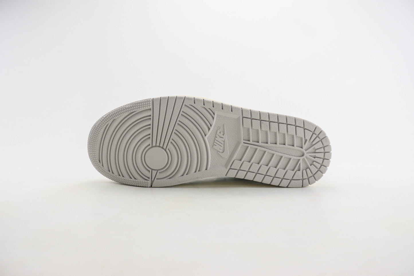 Nike Air Jordan 1 Low Neutral Grey