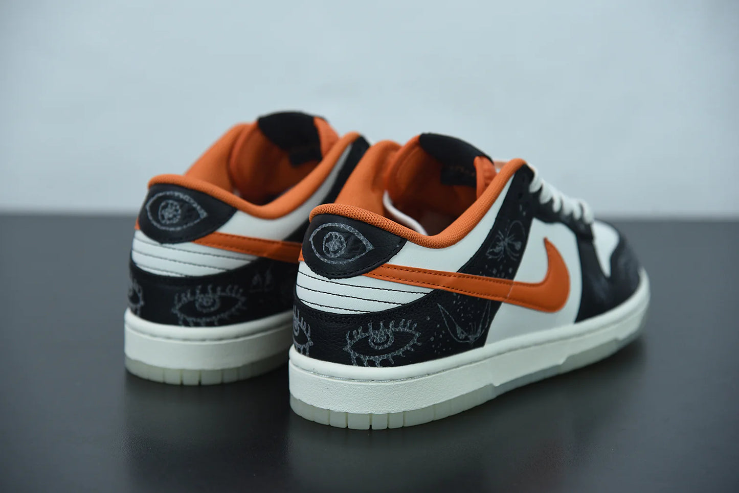Nike Dunk Low “Halloween”