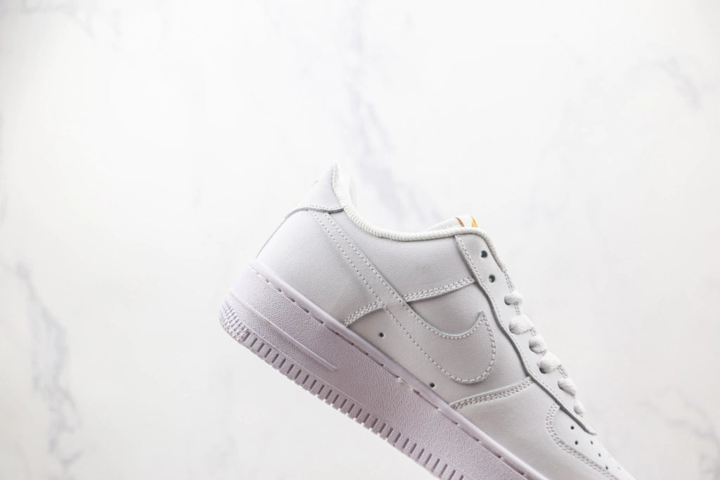 Nike Air Force 1 Low LX ”Lucky Charms”