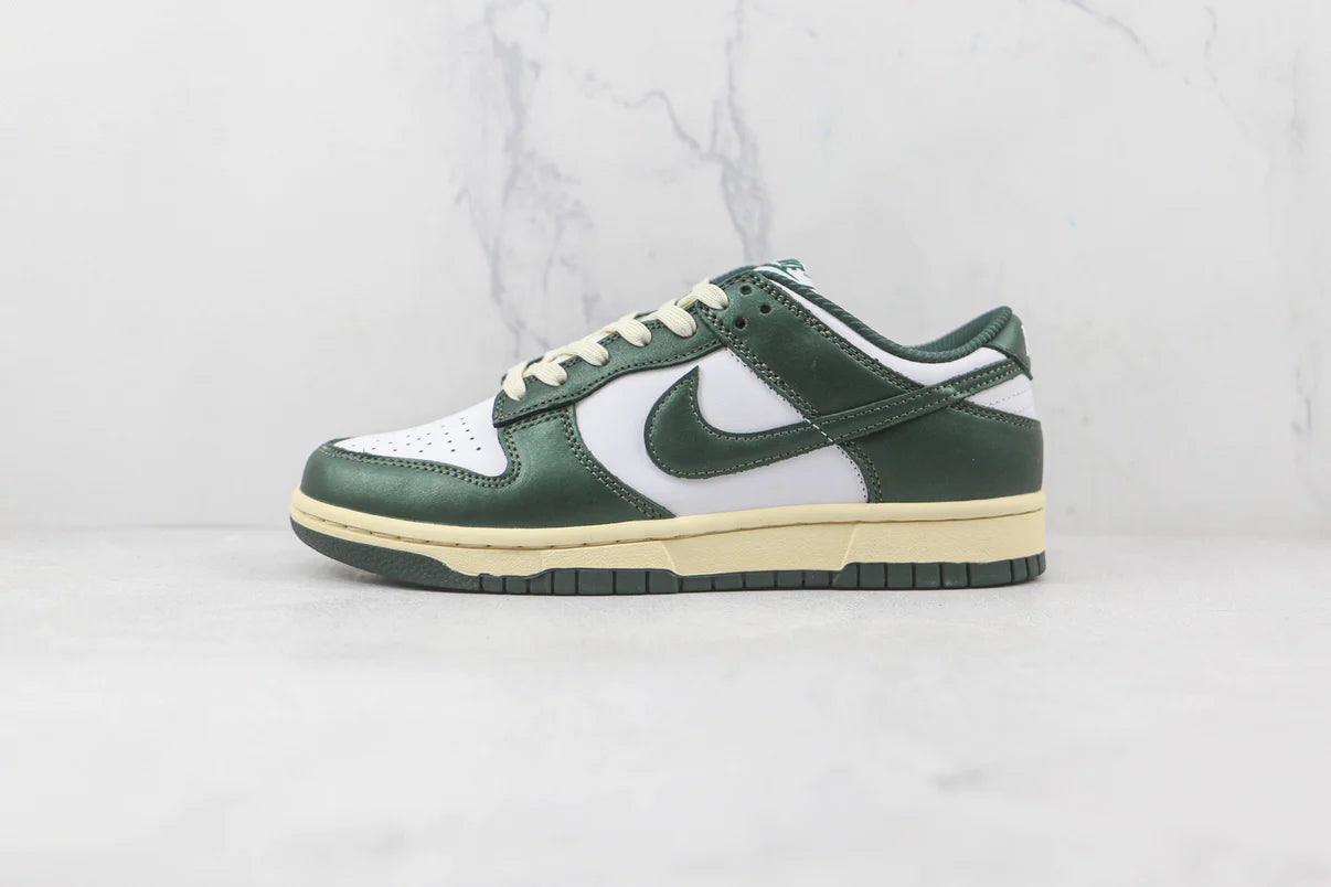 Nike Dunk Low Vintage Green