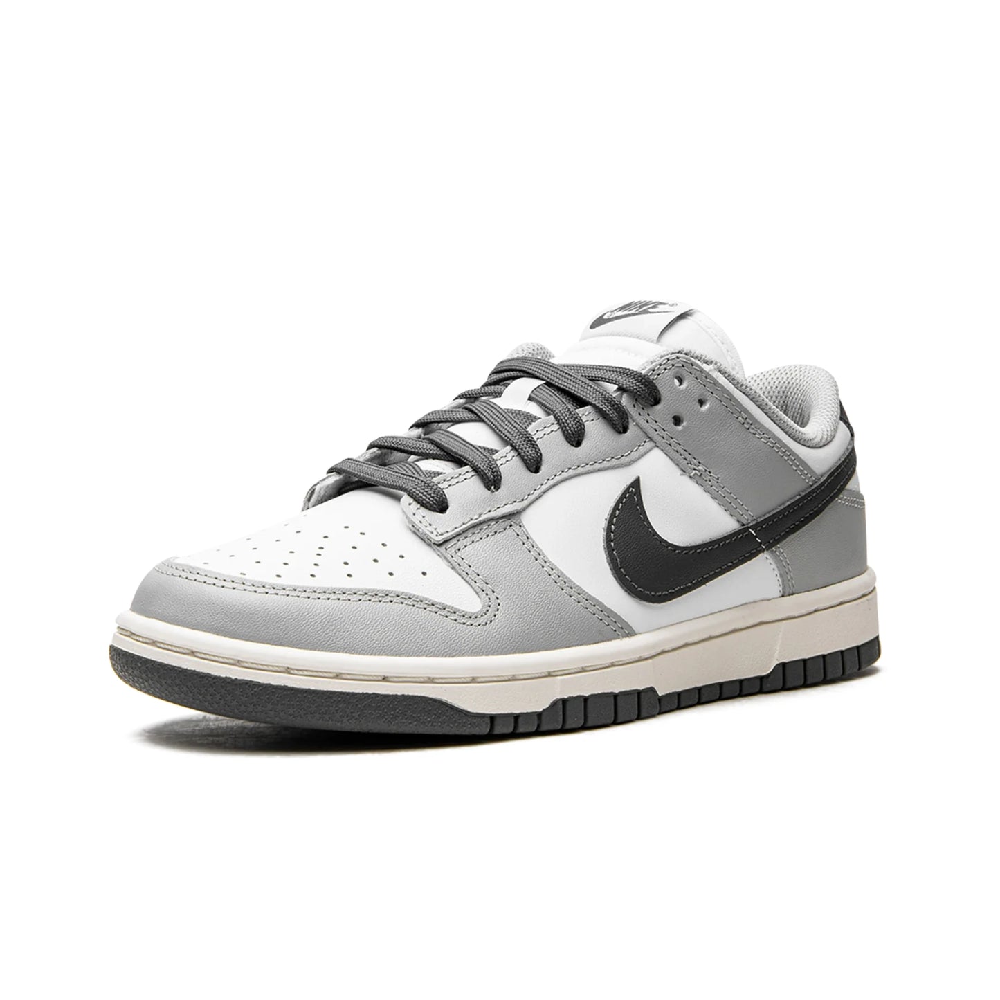 Nike Dunk Low "Light Smoke Grey"