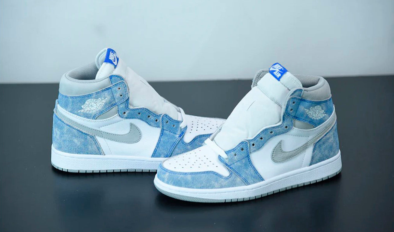 Nike Air Jordan 1 Retro High “Hyper Royal”